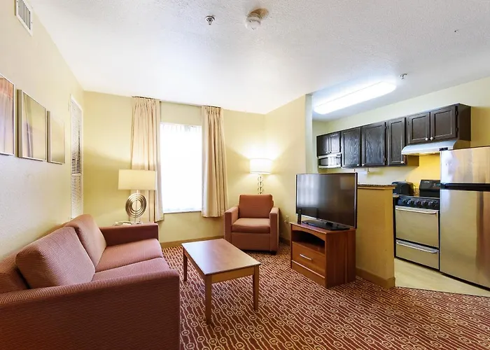 Extended America - Chicago - Elgin - 2* West Dundee