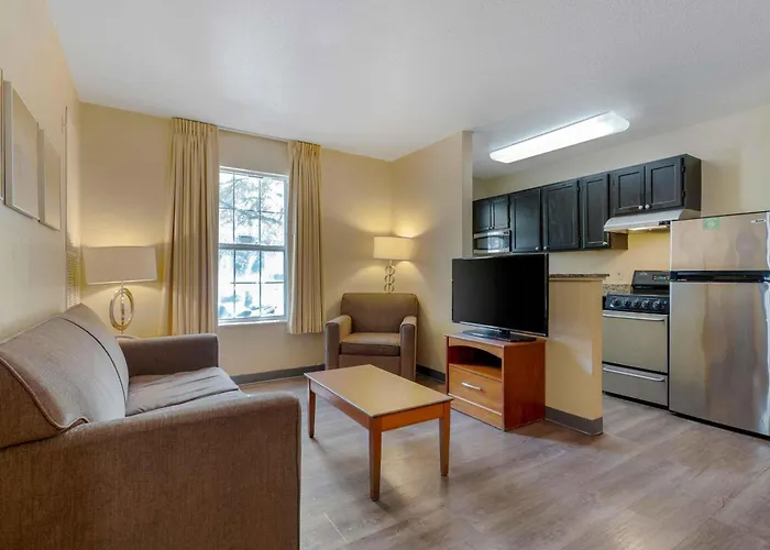 Extended America - Chicago - Elgin - Hotel 2*